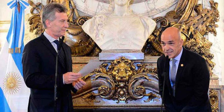 Piden la indagatoria de Macri por espionaje político