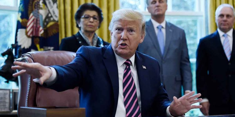 Covid-19: la manipulación informativa de Trump