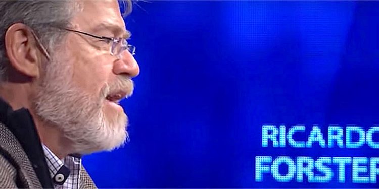 Forster: “Hay una refundación del Estado”
