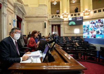 Cristina: virus y demonio