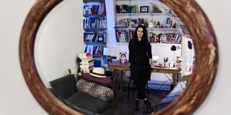 “La moda cosificó el cuerpo femenino pero también fue un espacio de liberación”