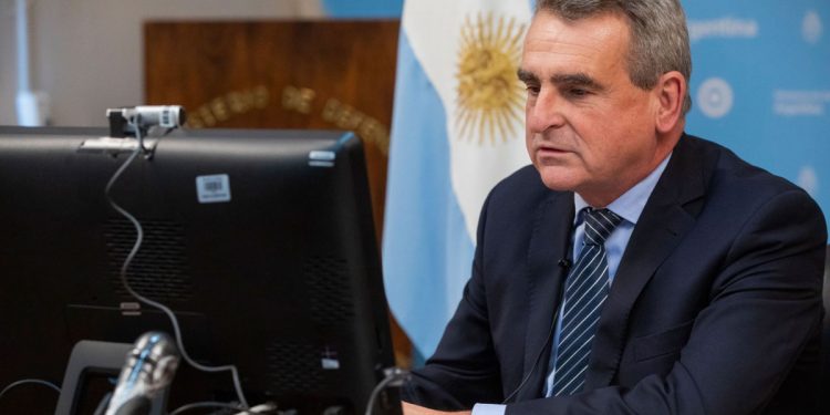 Rossi: “Cada vez que aparece una diferencia interna, el periodismo se hace un festín”