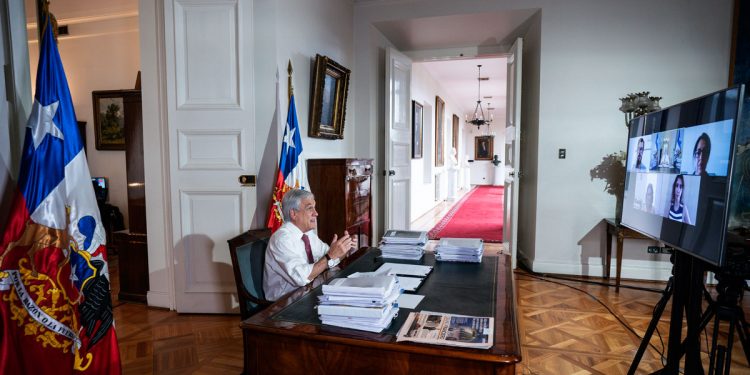 Querella criminal contra Piñera por ser negligente frente a la pandemia