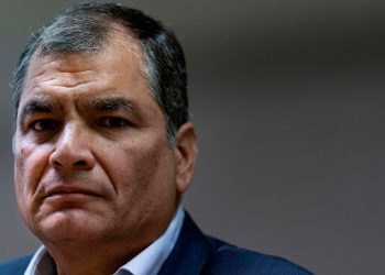 Correa: “Estamos indefensos ante una dictadura”