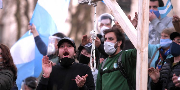 Quieren voltear al gobierno