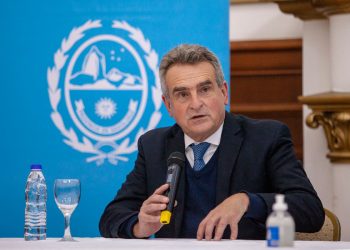 Agustín Rossi salió al cruce de la columna de Macri en La Nación