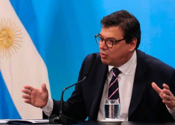 Moroni: “Clarín se olvida de hacer comparaciones”