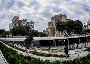 Hacia una descolonización del urbanismo