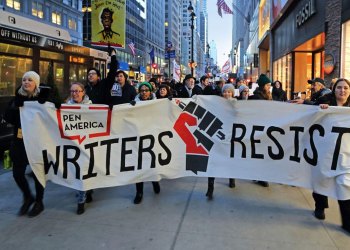 Paul Auster: “Si Trump sigue en el poder, cualquier apariencia de democracia va a desaparecer”