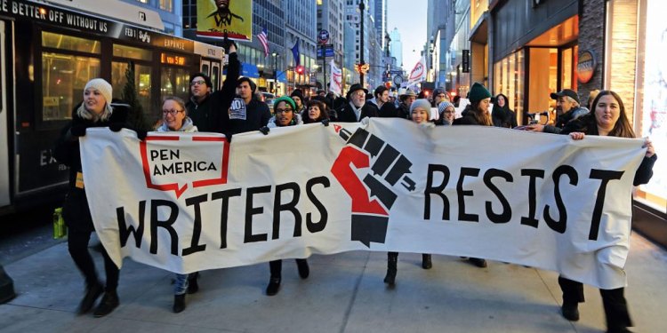 Paul Auster: “Si Trump sigue en el poder, cualquier apariencia de democracia va a desaparecer”