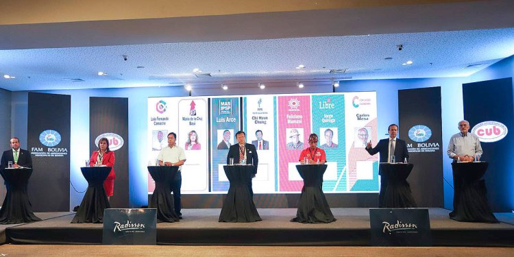 Bolivia: Un debate presidencial sin mayores sobresaltos