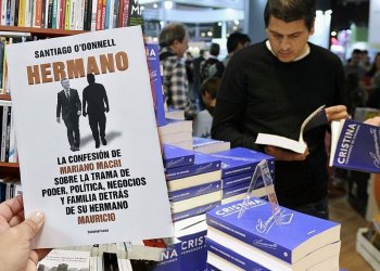 “Sinceramente” y “Hermano”: De libros, parientes y mercado