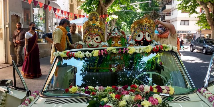 Ratha Yatra, el festival espiritual (y solidario) de la India