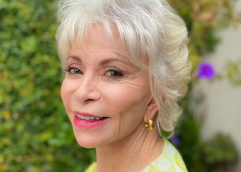 Isabel Allende: “El feminismo es sublevarse contra un sistema que oprime no sólo a las mujeres”