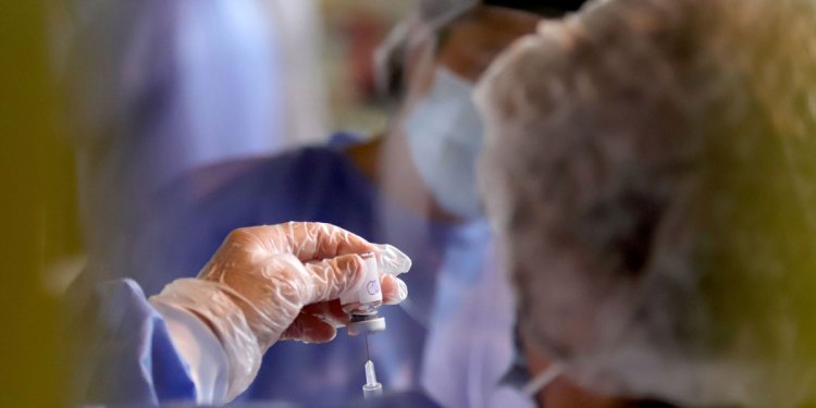 Vacuna: quien la nomina domina