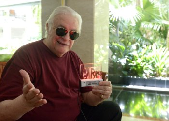 La radio ya empezó a extrañar a Larrea