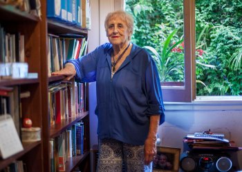 La biografía que faltaba de Stella Calloni