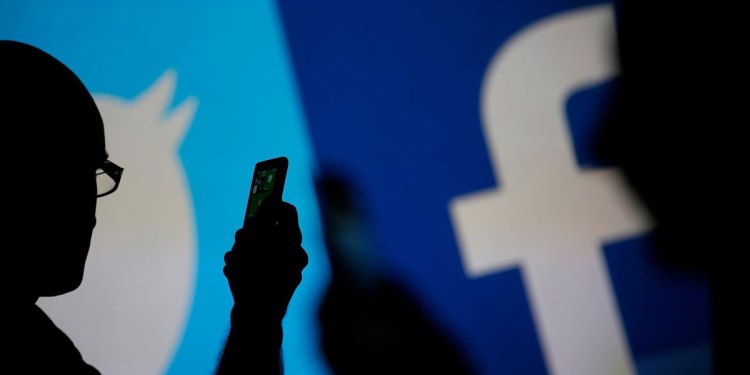 Facebook y Whatsapp: un paso atrás y dos adelante