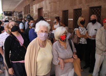 Piden la renuncia del ministro de Salud de Larreta