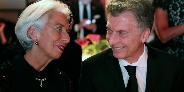 Denuncia penal contra Macri por la deuda con el FMI