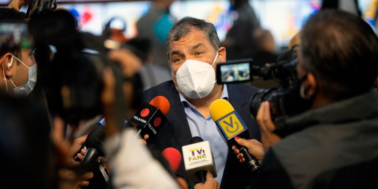 La supervivencia del correísmo en Ecuador