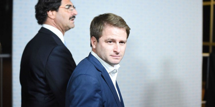 Alex Campbell: otra vez sopa