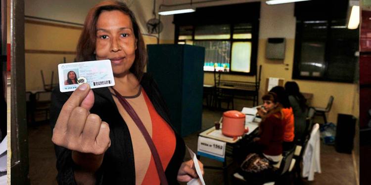 A nueve años de la sanción de la ley, casi 9.400 personas trans hicieron el cambio en el DNI