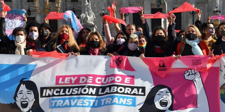 Histórico: Es ley el cupo laboral travesti-trans