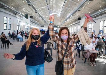 El país que ignora TN: El 60% de la población confía en el plan de vacunación