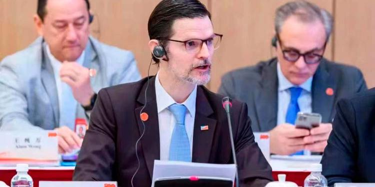 Vaca Narvaja: China sacó de la pobreza a más de 800 millones de personas en sólo 72 años