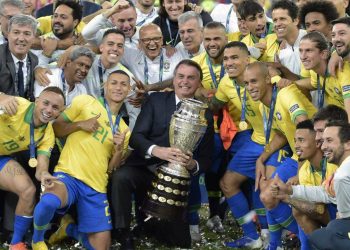 Fútbol y política: el boicot que desvela a Bolsonaro