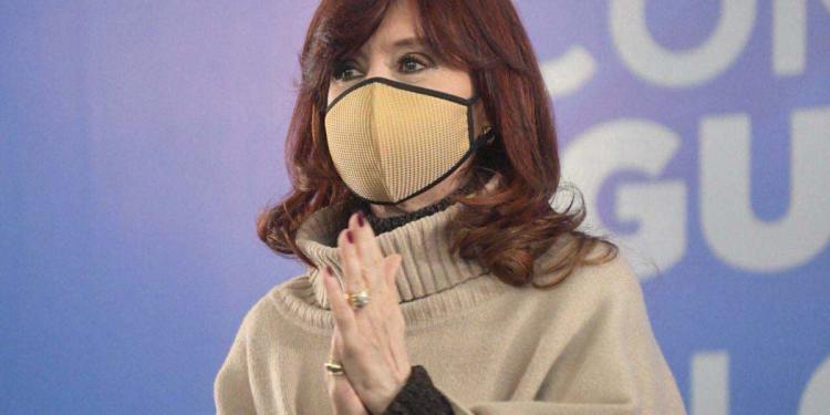 Volver a ser felices en un mundo de pasiones tristes