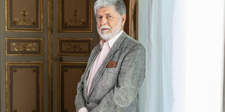 Celso Amorim: “En Brasil se está creando un clima de guerra civil”