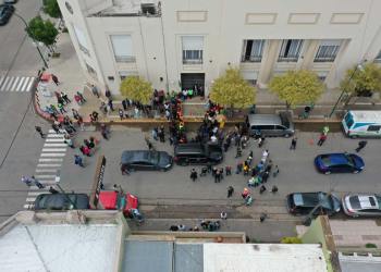 Ya no alcanza con copar la calle