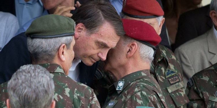 Brasil: las sombras de las Fuerzas Armadas