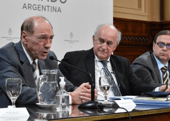 Zaffaroni: “El objetivo del lawfare es proscribir a Cristina en las próximas elecciones”