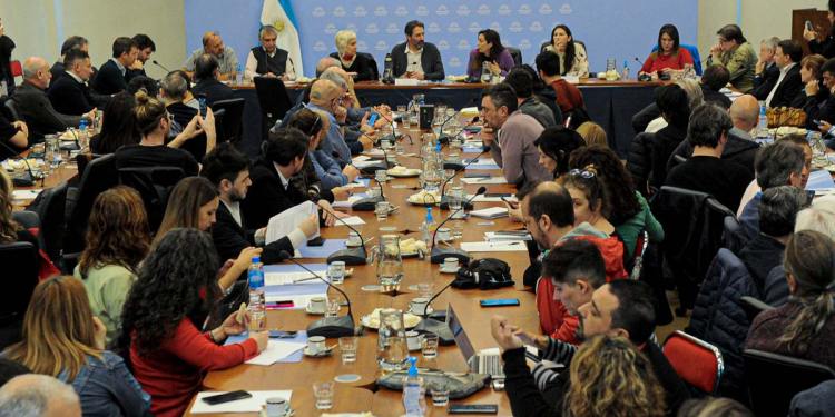 Diez proyectos urgentes para una comunicación democrática