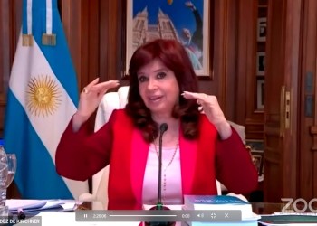 La fábula contra Cristina