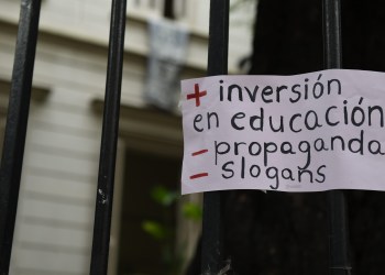 ¿Sabías por qué tu hija, tu hijo, no tiene profe de Lengua?