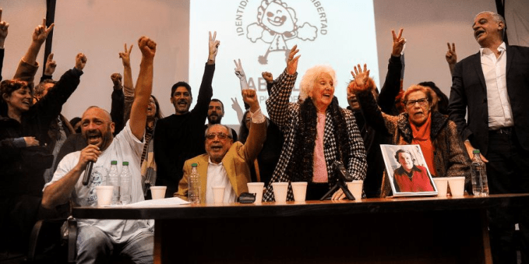 El hijo de Cristina y Julio, el nieto de Nélida