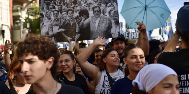 La obscena actualidad del 24M