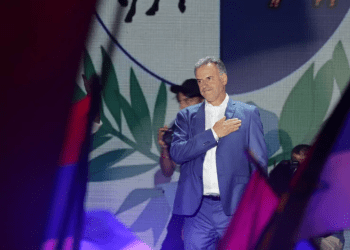 Está aclarando el horizonte