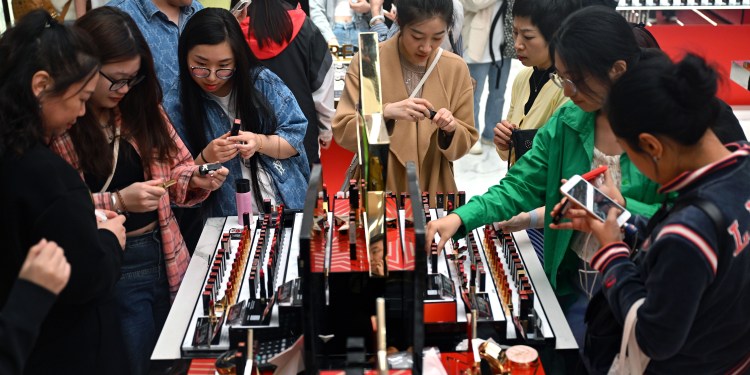 El lado oculto de los consumidores chinos