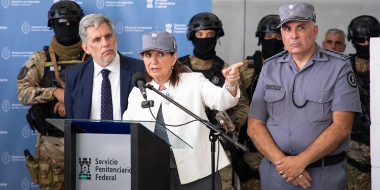 Patricia Bullrich, la tránsfuga polimorfa de la política