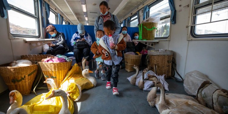 Trenes lentos de China, la paradoja del sistema