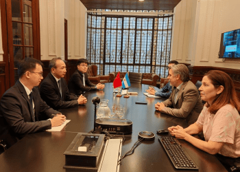 Donación de China a la Cruz Roja por el temporal en Bahía Blanca