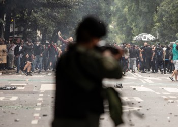 Milei, la cara no es solo para la tele