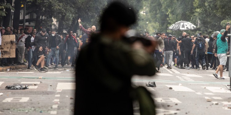 Milei, la cara no es solo para la tele