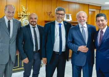 Lula y jueces argentinos destacaron el legado de Francisco