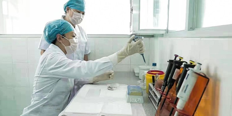 China rechaza “mentiras” sobre el origen del Covid-19